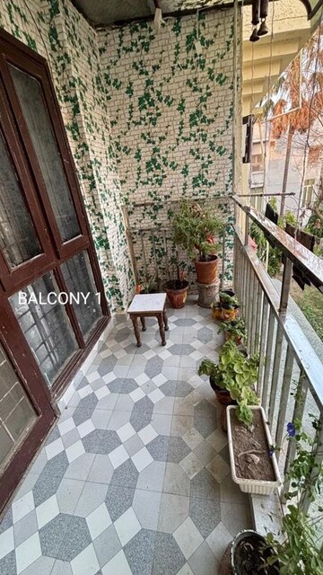 Balcony in 3 BHK Builder Floor at RWA Apartments Sector 20, Sector 20 – for Rent