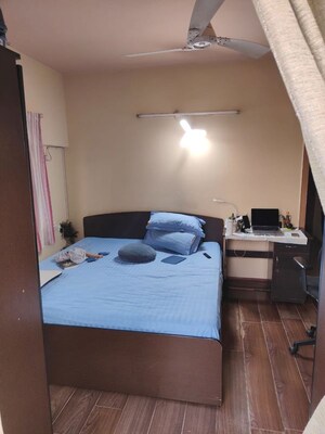 Team Area in 3 BHK Apartment at Wanowrie – for Rent