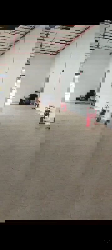 Showroom For Rent in Worli Residency