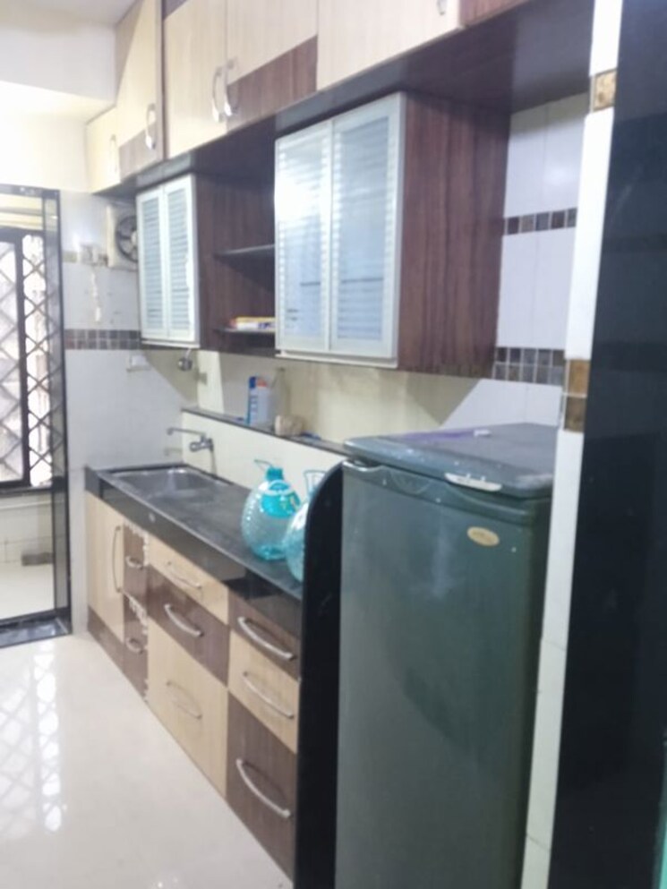 Kitchen, ashish-swapnalok-towers 3 Bedroom 1350 Sq.Ft. Apartment In Goregaon East Mumbai 9808879