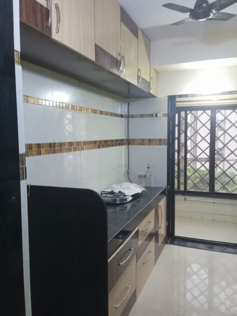 Kitchen, ashish-swapnalok-towers 3 Bedroom 1350 Sq.Ft. Apartment In Goregaon East Mumbai 9808879