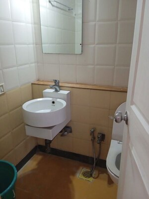 Bathroom in 3 BHK Apartment at Ashish Swapnalok Towers, Goregaon East – for Rent