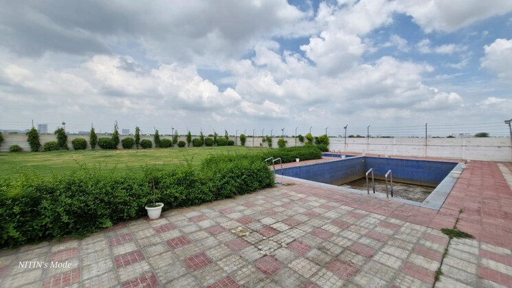 undefined, roza yakubpur  500 Sq.Yd. Plot In Roza Yakubpur Greater Noida 9797770