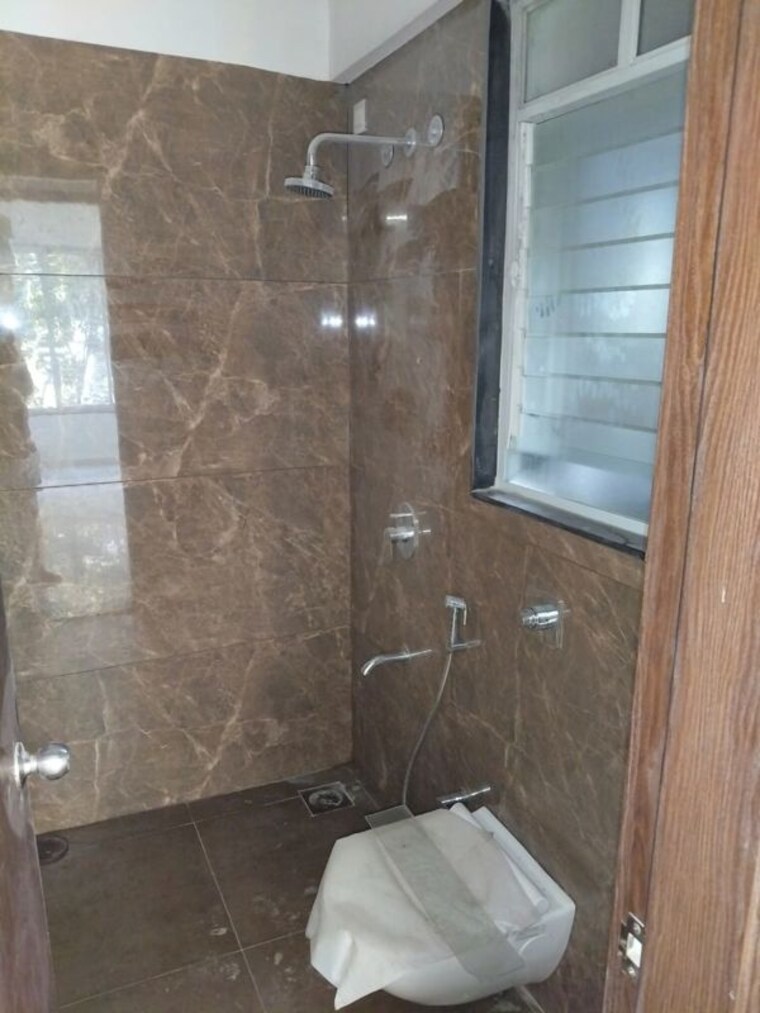 Bathroom, bhansali-whispering-winds 2 Bedroom 682 Sq.Ft. Apartment In Pashan Pune 9808928