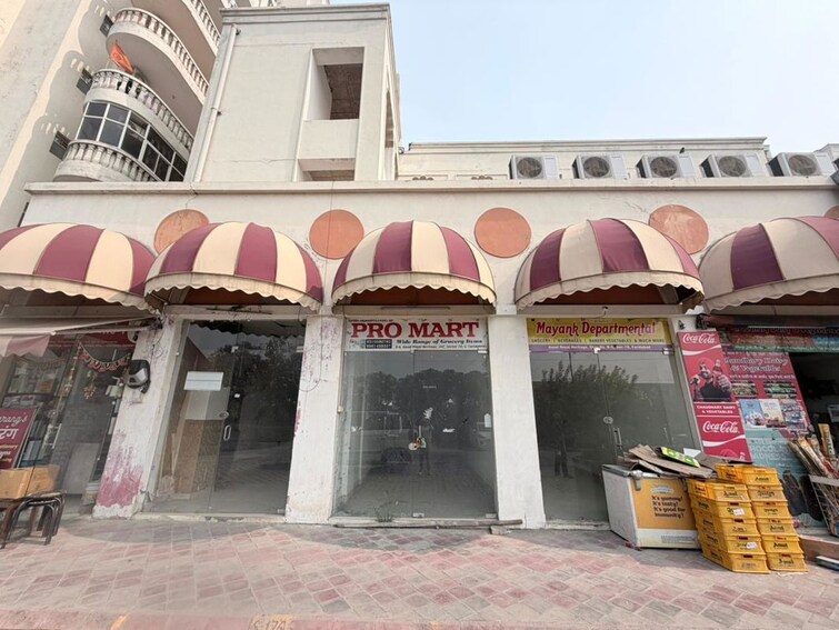 Cover Image, sector 70 Commercial Shop 400 Sq.Ft. In Sector 70 Faridabad 9808942