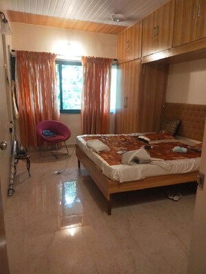 Bedroom in 2 BHK Apartment at Bandra West – for Rent