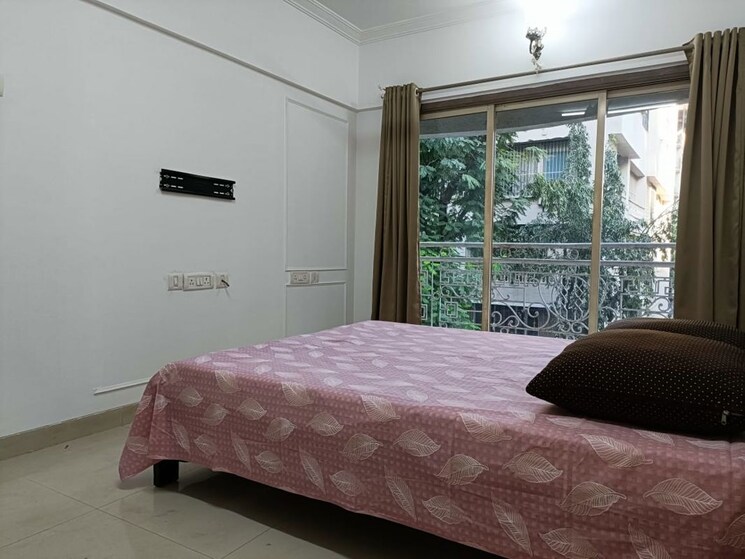 Bedroom, bandra west 3 Bedroom 1000 Sq.Ft. Apartment In Bandra West Mumbai 9808969