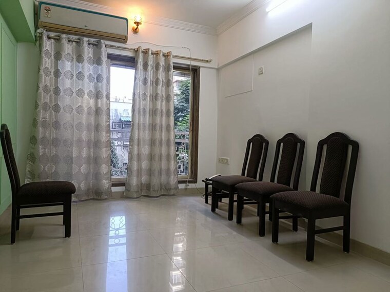 Living Room, bandra west 3 Bedroom 1000 Sq.Ft. Apartment In Bandra West Mumbai 9808969