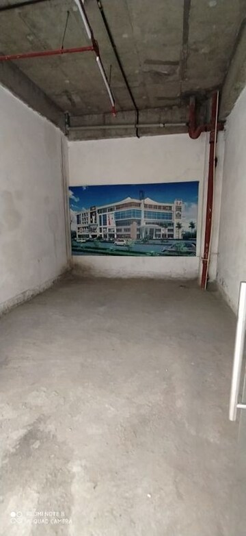  Shop For Sale in Jyoti Super Street, Raj Nagar Extension
