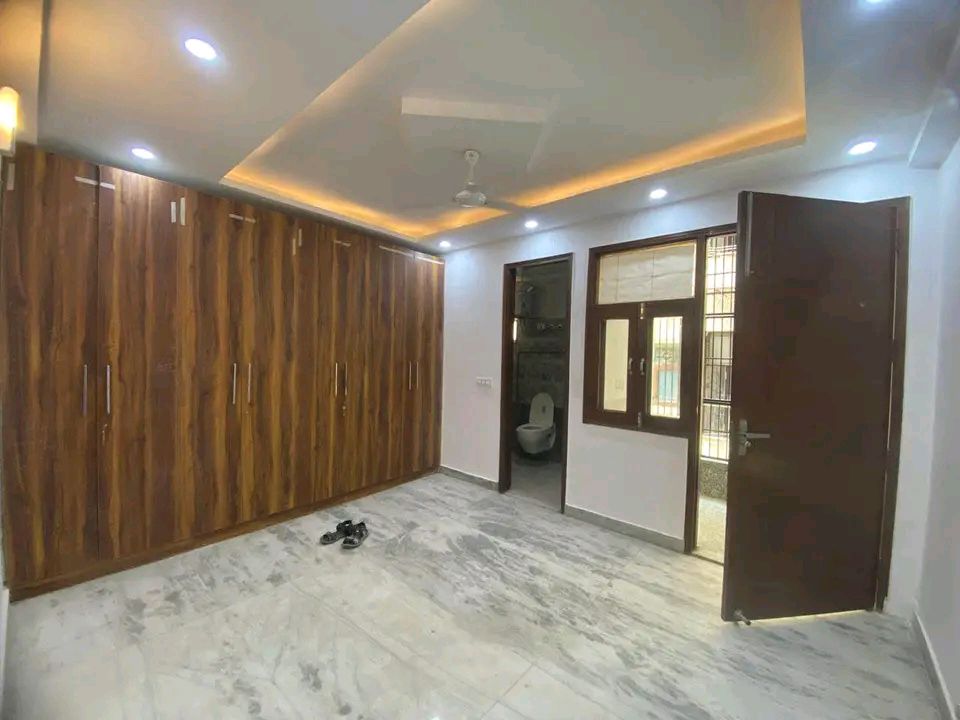 2 BHK + Servant Room Builder Floor For Rent in Chattarpur