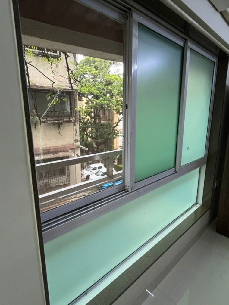 Balcony, vile parle west Studio 200 Sq.Ft. Apartment In Vile Parle West Mumbai 9808991