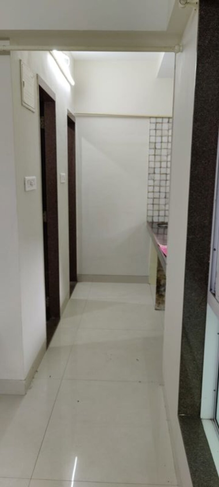 undefined, vile parle west Studio 200 Sq.Ft. Apartment In Vile Parle West Mumbai 9808991