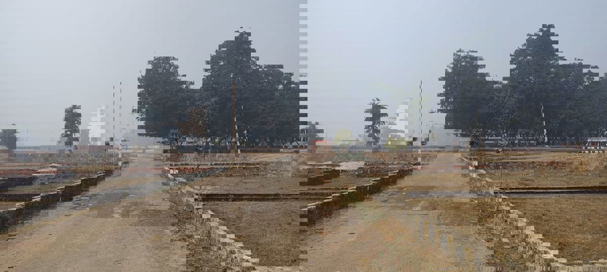 Plot For Sale in Mohanlalganj