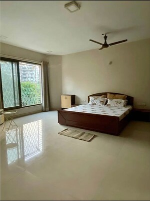 Bedroom in 2 BHK Apartment at Clover Acropolis, Viman Nagar – for Rent