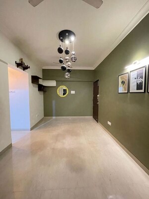 Room in 1 BHK Apartment at K Raheja Raheja Residency, Malad East – for Rent