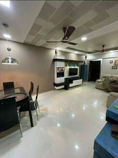 2 BHK + Study Room Apartment For Rent in Festival Apartments