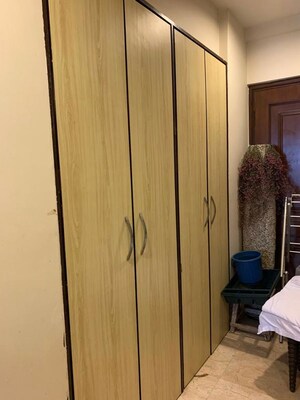 Furnished Amenities in 3 BHK Apartment at Jupiter Apartment Cuffe Parade, Cuffe Parade – for Rent