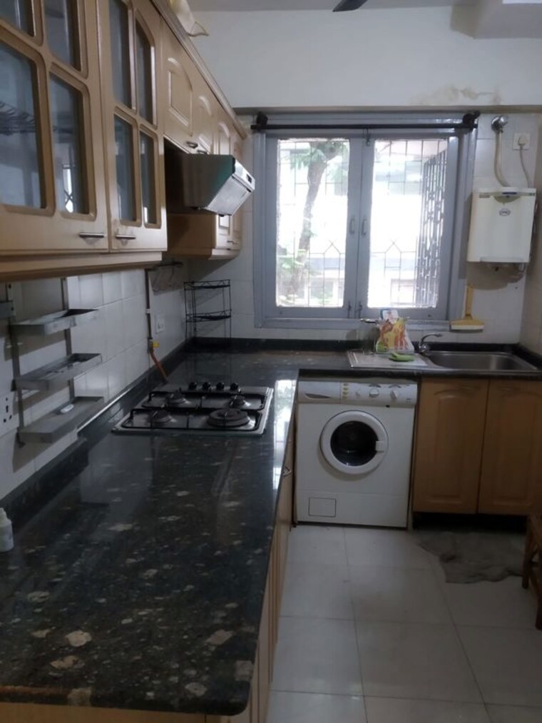 Kitchen, bandra west 1 Bedroom 500 Sq.Ft. Apartment In Bandra West Mumbai 9809024