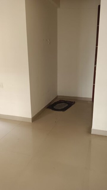Room in 2 BHK Apartment at Sarathi Souvenir, Baner – for Rent