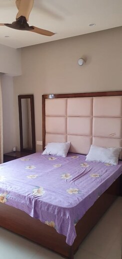 2 BHK + Pooja Room Apartment For Rent in Sunshine Enclave