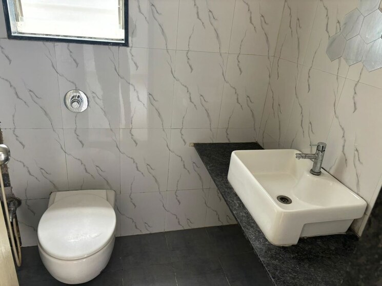 Bathroom, rohan-yogi-park 2 Bedroom 1000 Sq.Ft. Apartment In Baner Pune 9809035