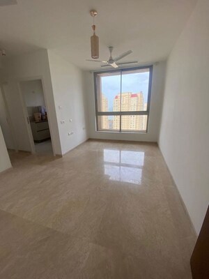 Room in 2 BHK Apartment at Hiranandani Obelia The Walk, Ghodbunder Road – for Rent