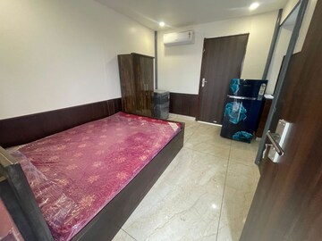 Bedroom in Studio Builder Floor at Sector 38 – for Rent