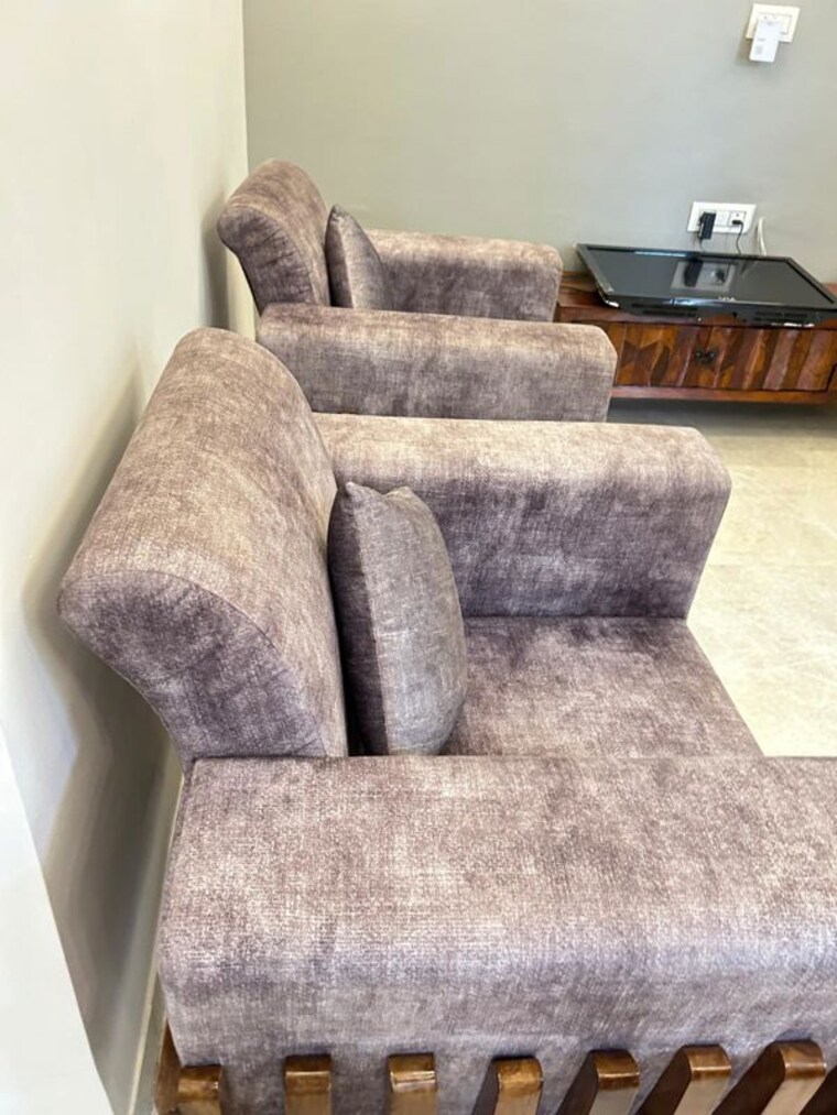 Living Room, ansal-sushant-lok-i 2 Bedroom 2000 Sq.Ft. Builder Floor In Sector 43 Gurgaon 9809103