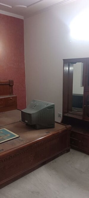 Living Room in 3 BHK Independent House at Sector 55 – for Rent