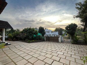 Parking in 4 BHK Independent House at Velappaya – for Sale