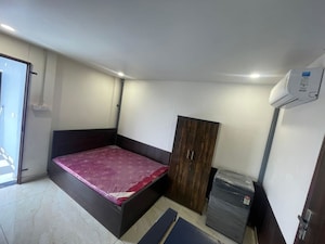 Bedroom in Studio Builder Floor at Sector 52 – for Rent