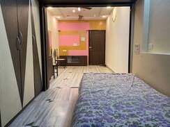 2 BHK Apartment For Rent in Goregaon East