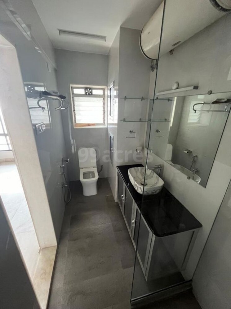 Team Area, maker-tower 4 Bedroom 2100 Sq.Ft. Apartment In Cuffe Parade Mumbai 9306524