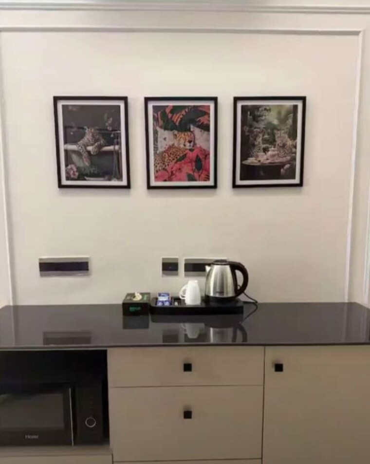 Team Area, gomti nagar 3 Bedroom 1860 Sq.Ft. Apartment In Gomti Nagar Lucknow 9809153