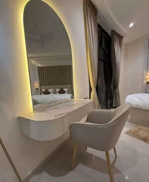 Furnished Amenities in 3 BHK Apartment at Gomti Nagar – for Rent