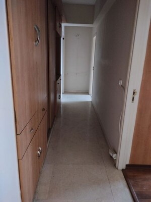 Lobby in 4 BHK Apartment at DLF Westend Heights, Sector 53 – for Rent