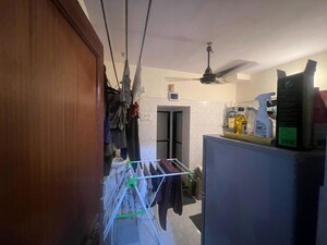 Master Bedroom in 1 BHK Apartment at Jyoti Complex, Goregaon East – for Rent