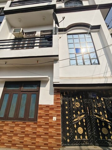 2.5 BHK Builder Floor For Rent in Ram Ganga Vihar