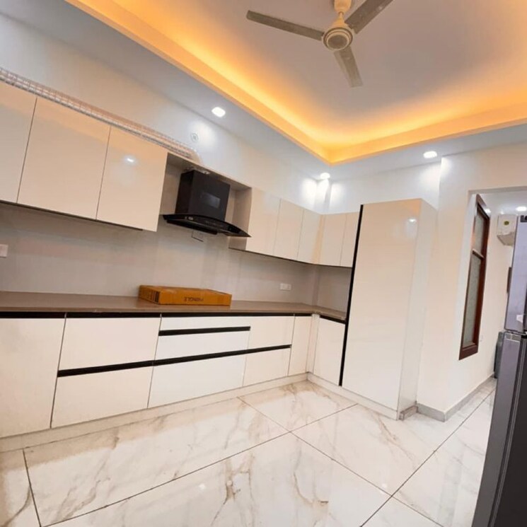 Kitchen, sector 57 3 Bedroom 3000 Sq.Ft. Builder Floor In Sector 57 Gurgaon 9809209