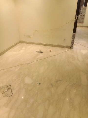 Room in 4 BHK Builder Floor at Greater Kailash I – for Sale