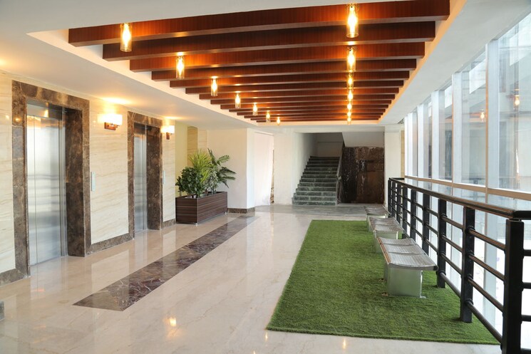 Balcony, raipur road Commercial Office Space 1000 Sq.Ft. In Raipur Road Dehradun 9809226