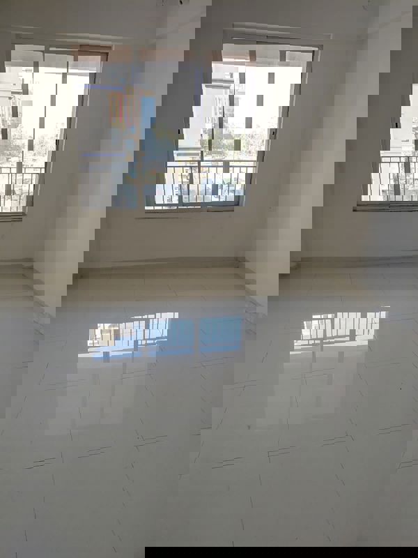 3 BHK + Servant Room Apartment For Rent in The Parkland