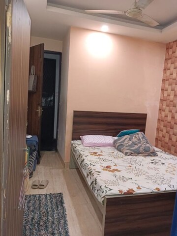 1 RK Builder Floor For Rent in Lajpat Nagar 4