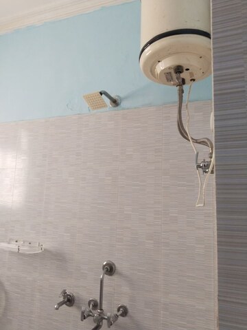 Bathroom in 1 RK Builder Floor at Gomti Nagar – for Rent