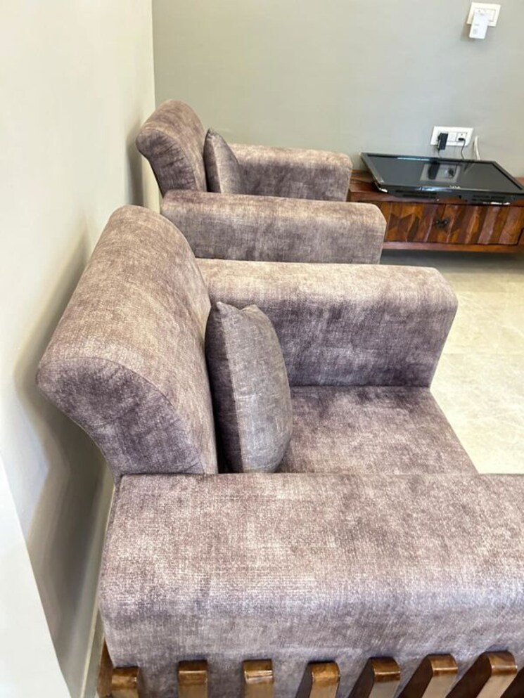 Living Room, sushant-vyapaar-kendra 2 Bedroom 1250 Sq.Ft. Builder Floor In Sector 43 Gurgaon 9809357