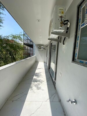 Balcony in 2 BHK Builder Floor at Sushant Vyapaar Kendra, Sector 43 – for Rent