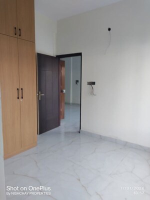 Bedroom in 3 BHK Apartment at Rt Nagar – for Rent