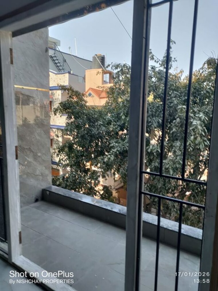 Balcony, rt nagar 3 Bedroom 1500 Sq.Ft. Apartment In Rt Nagar Bangalore 9809356