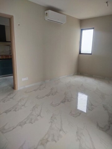 Room in 2 BHK Apartment at M3M Skywalk, Sector 74 – for Rent