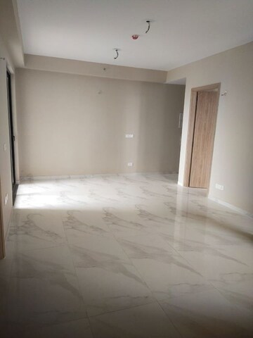 Room in 2 BHK Apartment at M3M Skywalk, Sector 74 – for Rent